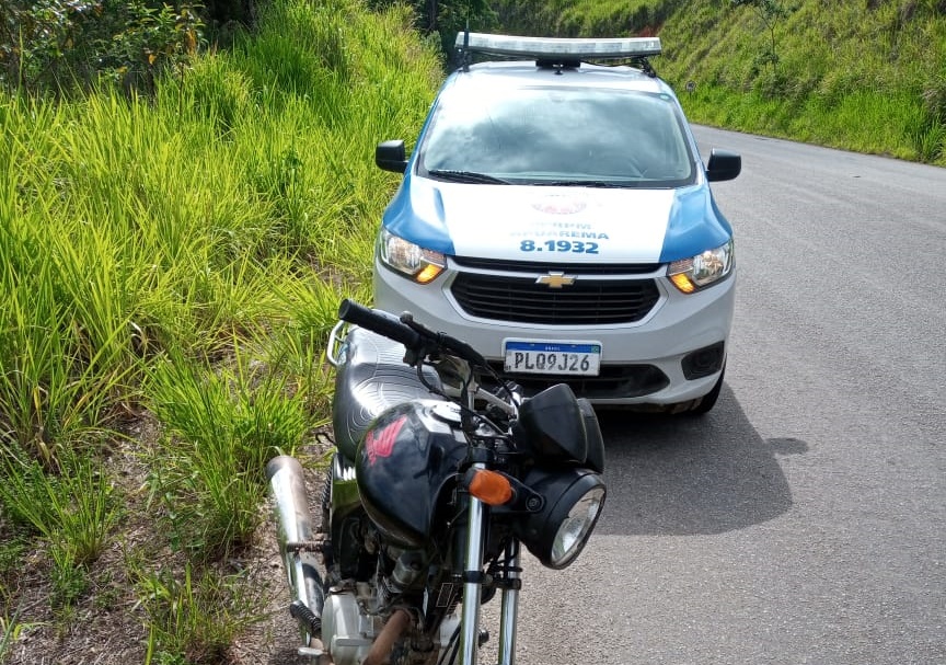 PM recupera moto usada no assalto de Apuarema PM recupera moto usada no assalto de Apuarema