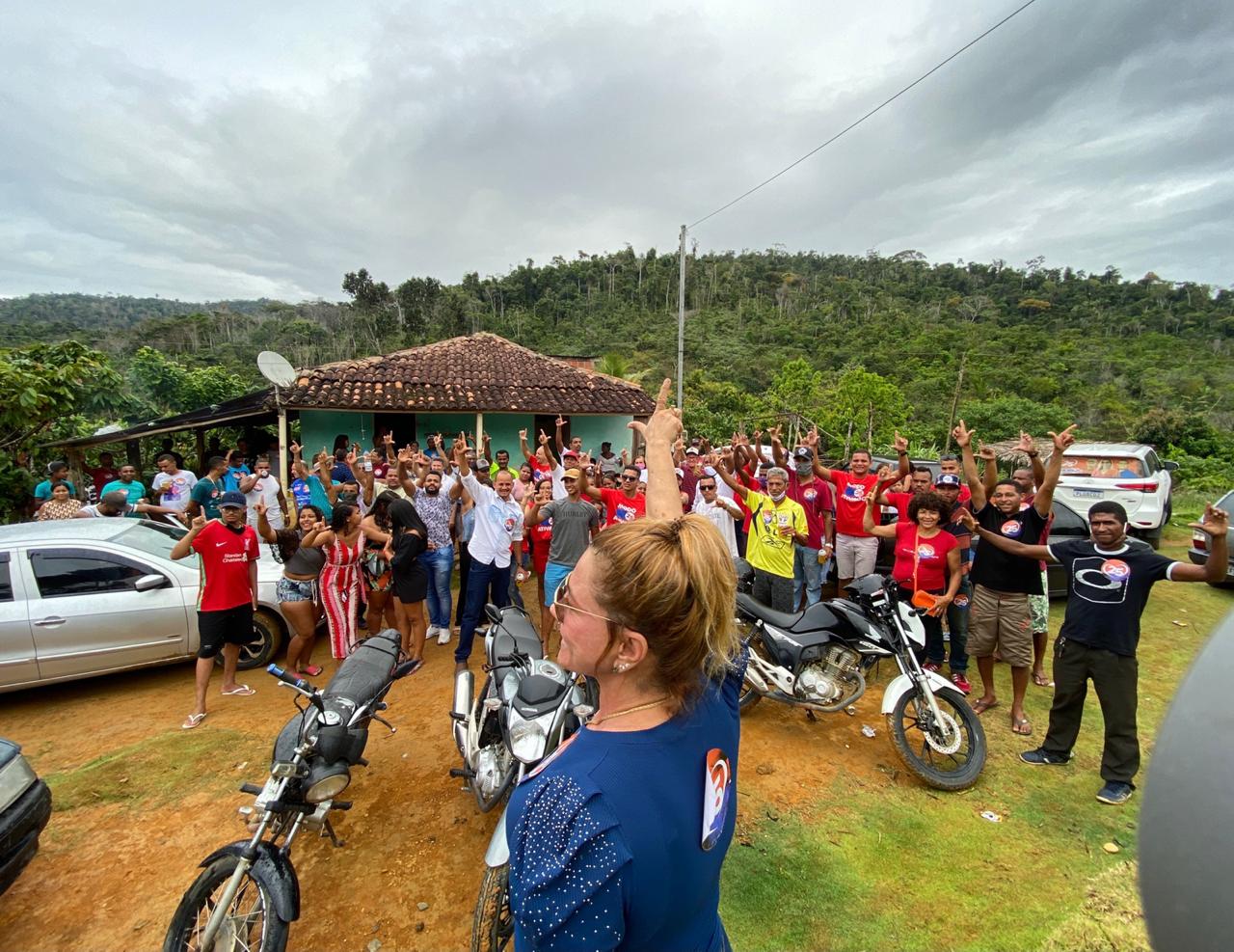 Eurides, candidata a Prefeita de Ibirataia defende a Educação como um dos pilares do seu Governo Eurides, candidata a Prefeita de Ibirataia defende a Educação como um dos pilares do seu Governo