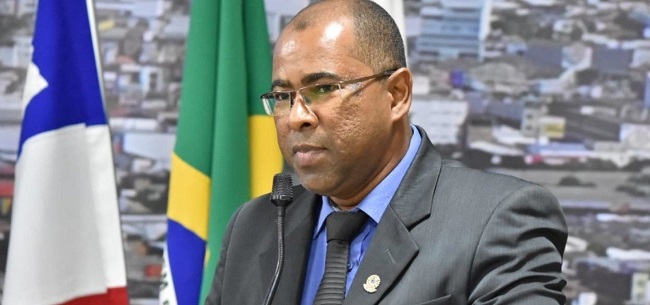 CÂMARA DE JEQUÉ APROVA PROJETO DE LEI QUE INSTITUI O CÂMARA DE JEQUÉ APROVA PROJETO DE LEI QUE INSTITUI O