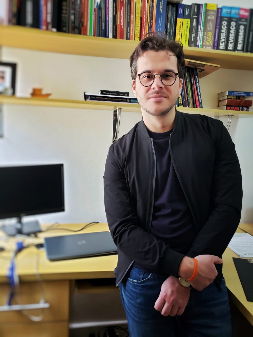 Polarização política: Advogado e pesquisador Lucas Rodrigues fala os riscos do extremismo político para o regime democrático Polarização política: Advogado e pesquisador Lucas Rodrigues fala os riscos do extremismo político para o regime democrático