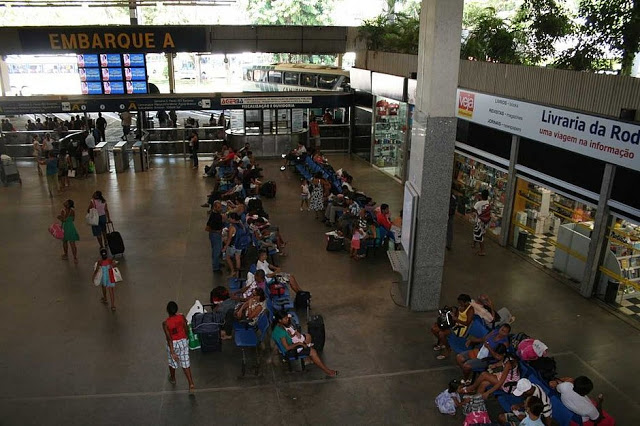 Flexibilização do transporte intermunicipal é iniciada nesta segunda-feira Flexibilização do transporte intermunicipal é iniciada nesta segunda-feira