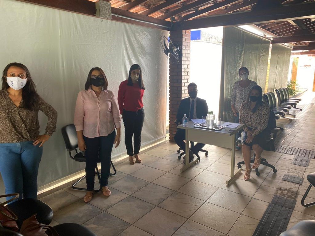 JEQUIÉ – Reunião entre Defensoria e Conselho Tutelar alinha fluxo de encaminhamento e atendimento das demandas JEQUIÉ – Reunião entre Defensoria e Conselho Tutelar alinha fluxo de encaminhamento e atendimento das demandas