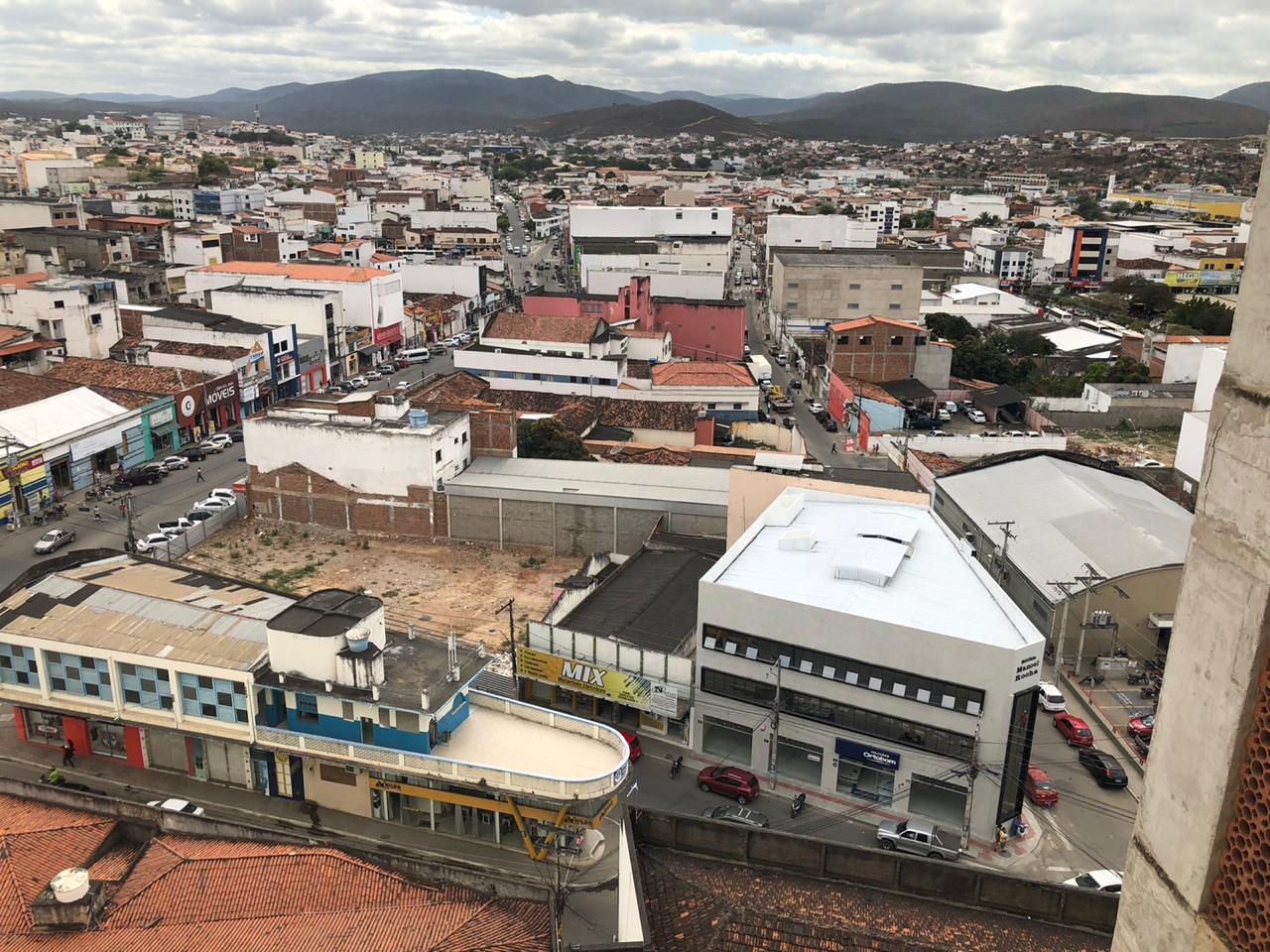 Prefeitura de Jequié flexibiliza abertura do comércio de acordo ocupação dos leitos de UTI