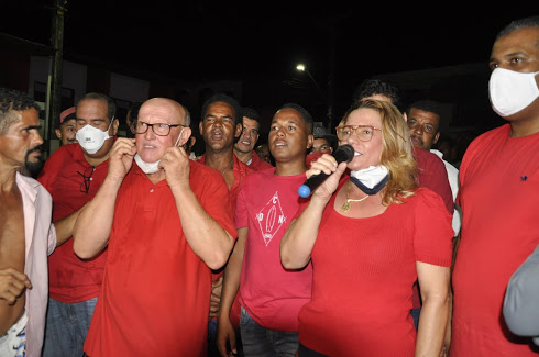 Ibirataia: Candidatos Eurides e Caio Pina são bem recebidos em visita nos bairros da cidade