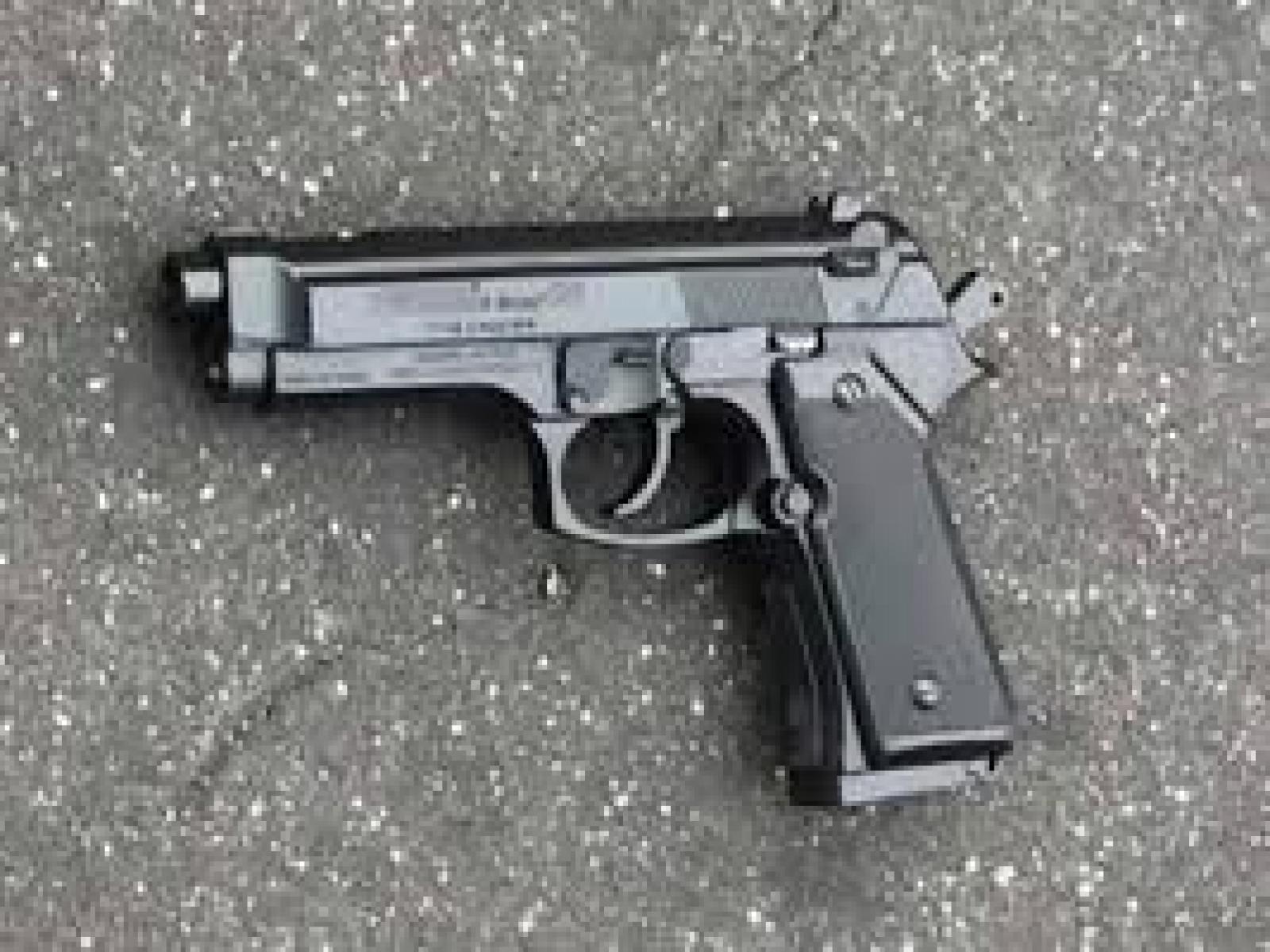 Trio é detido com pistola na Vila Aeroporto