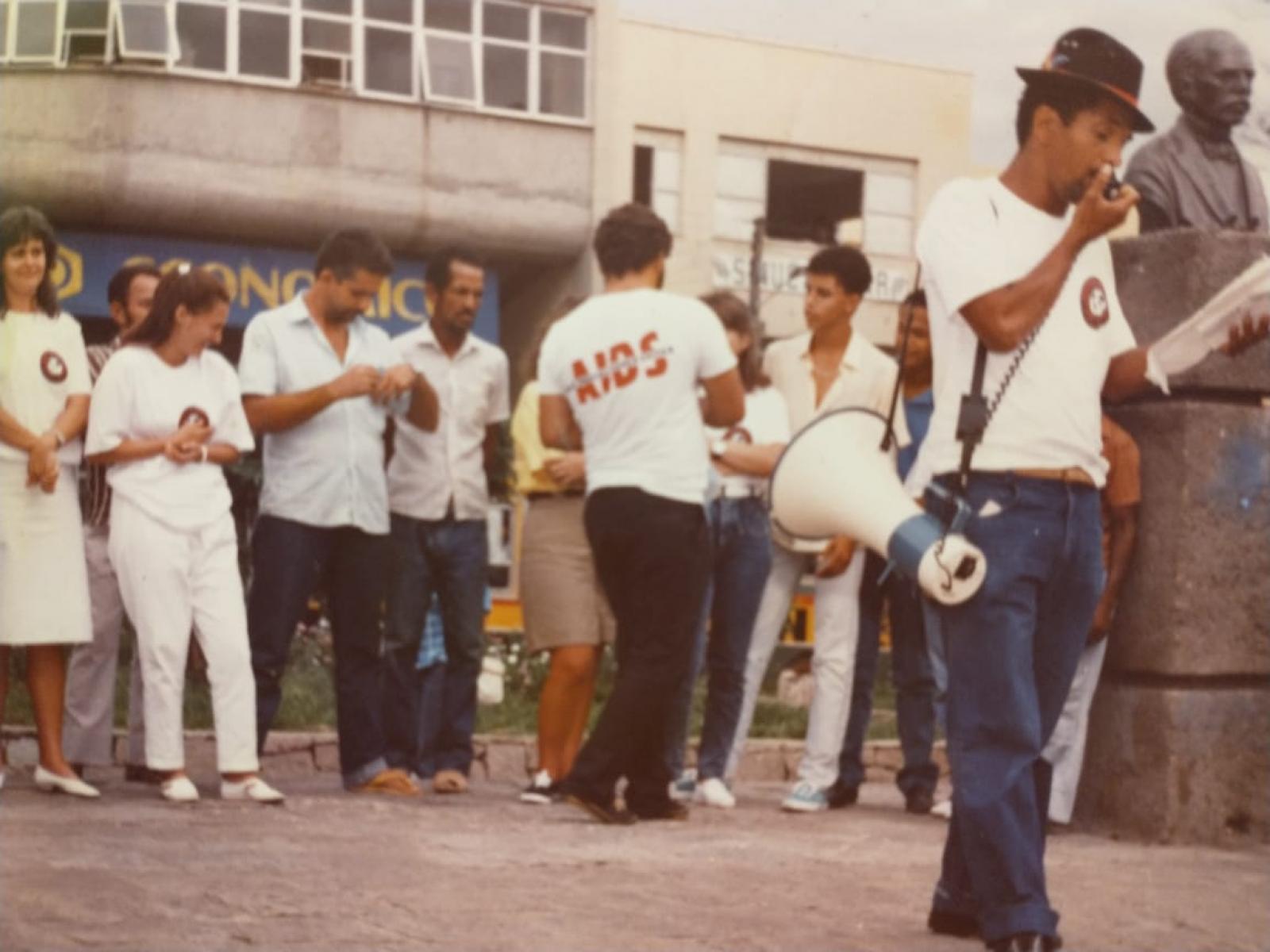 Coluna Jorge Barros: Na década de 1980, lutas e mobilizações em defesa   da saúde coletiva - A UESB nas praças e ruas