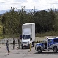 Homem comete suicídio dentro do caminhão na BR 116