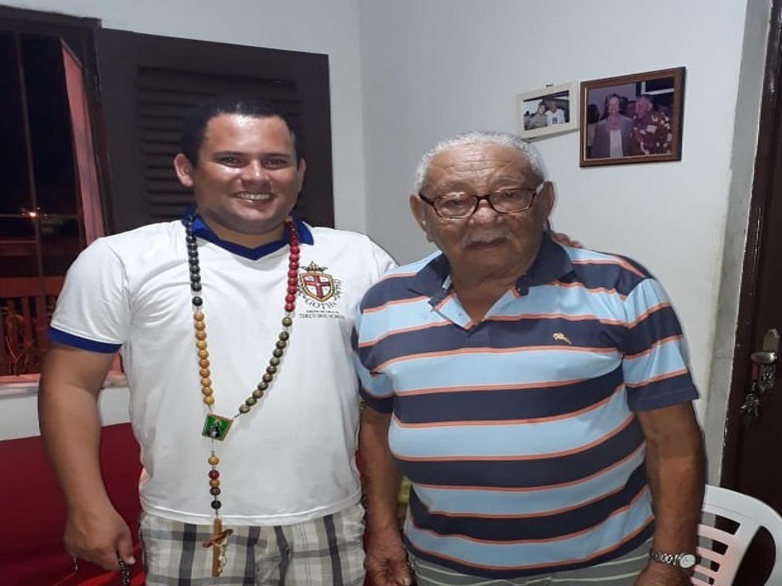 Baianão passa a se alimentar menos e o quadro inspira cuidados
