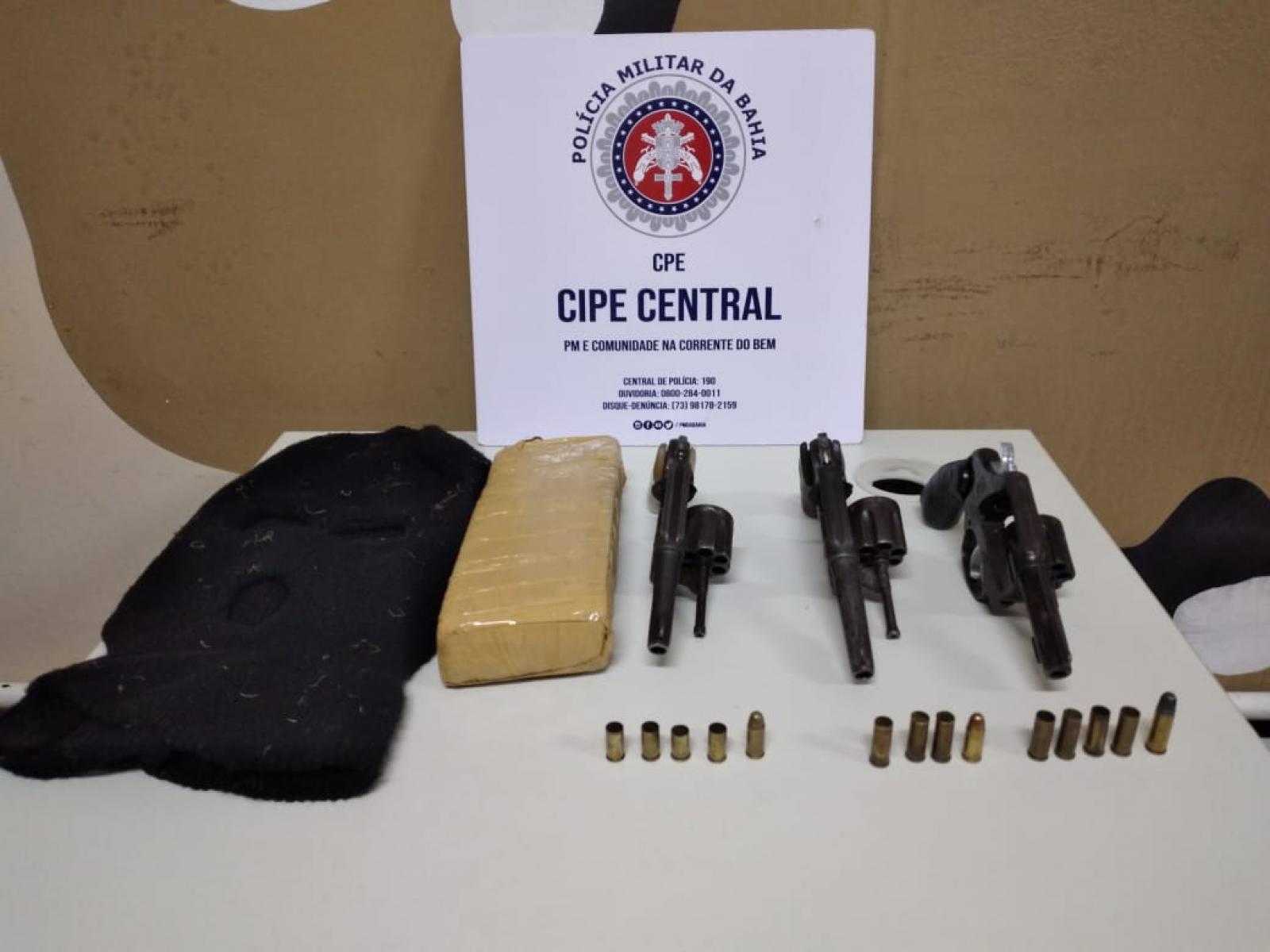 Dois bandidos morreram em confronto com a CIPE Central