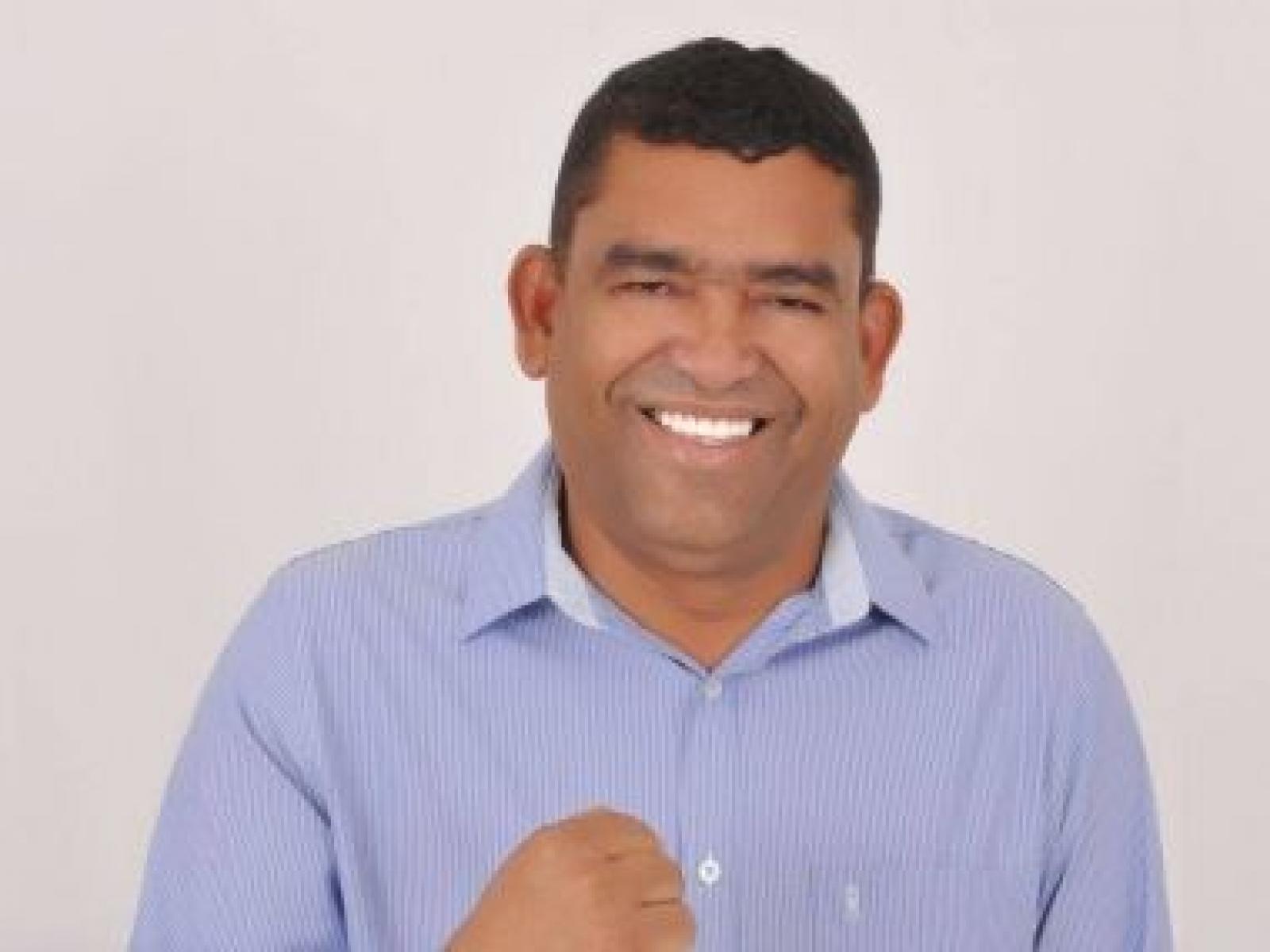 BN/ Séculus: Atual prefeito de Iramaia, Tunga tem dobro de intenções de voto de Zezinho