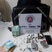 PRE deteve dupla que fazia entrega de drogas delivery