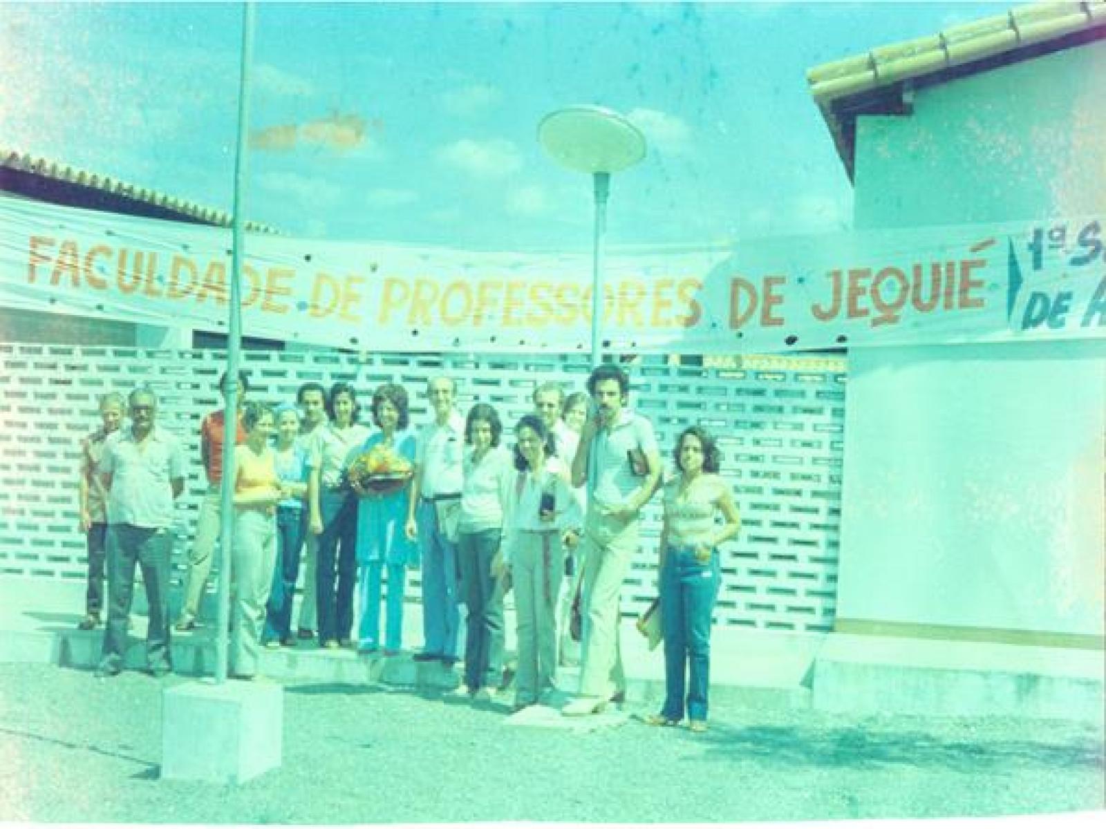 História da nossa história - A antiga Faculdade de Formação de Professores de Jequié (FFPJ) e alguns dos seus bravos pioneiros.