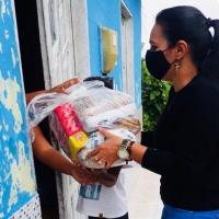 Secretaria de Assistência Social em Jitaúna realizou entrega de cestas básicas às famílias com Cadastros