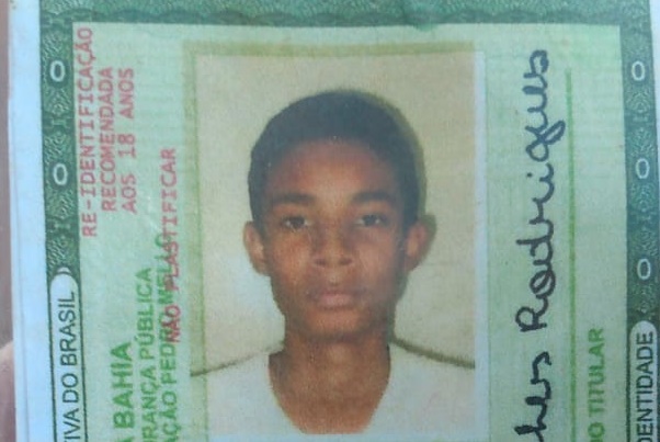 Jovem executado a tiros na Chácara Provisão Jovem executado a tiros na Chácara Provisão