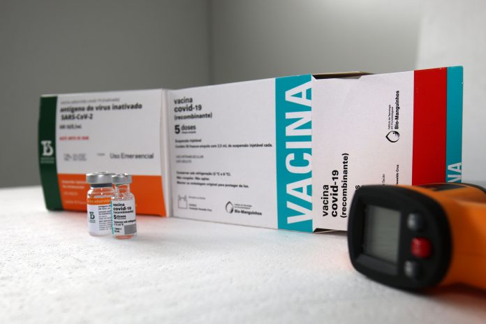 Bahia recebe mais 336.300 doses de vacinas contra Covid-19 Bahia recebe mais 336.300 doses de vacinas contra Covid-19