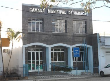MP firma acordo com a Câmara Municipal de Maracás para regularizar quadro de servidores comissionados MP firma acordo com a Câmara Municipal de Maracás para regularizar quadro de servidores comissionados