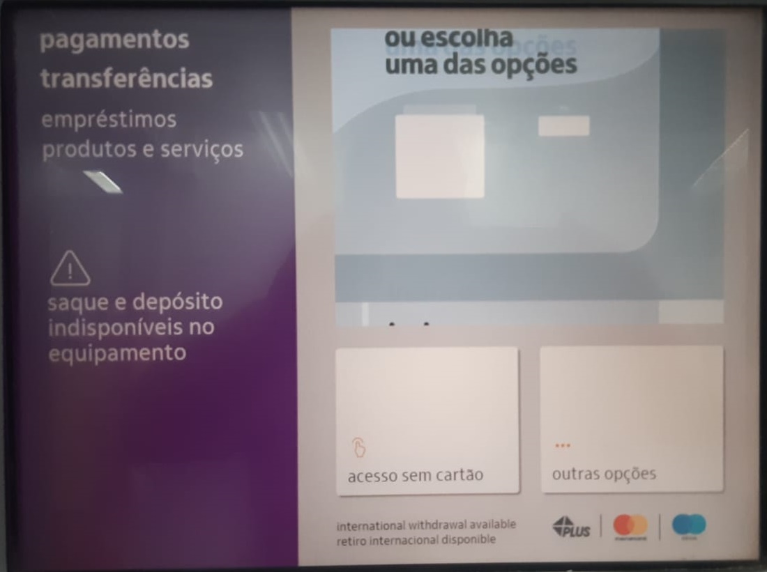 Clientes de banco reclamam da falta de dinheiro nos caixas eletrônicos em finais de semana Clientes de banco reclamam da falta de dinheiro nos caixas eletrônicos em finais de semana