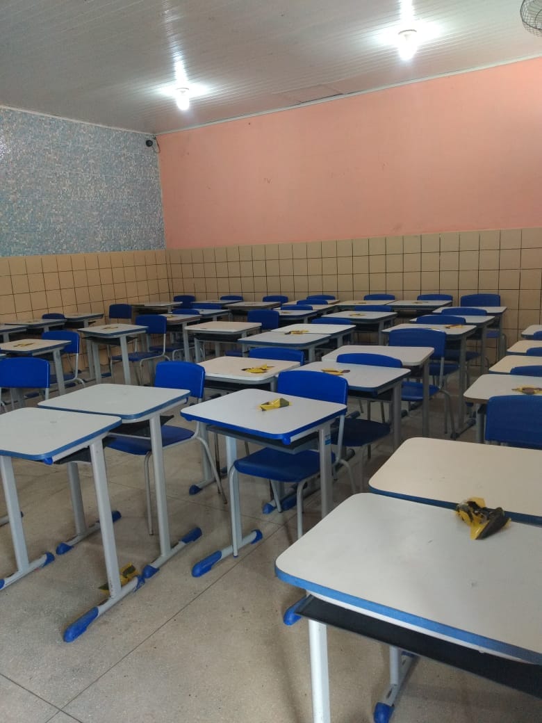 Fechamento de escola estadual gera polêmica em Jitaúna Fechamento de escola estadual gera polêmica em Jitaúna