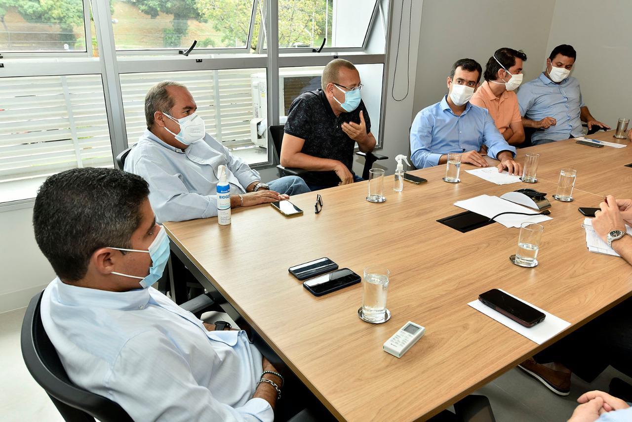 ACM Neto se reúne com deputados estaduais e discute movimento ACM Neto se reúne com deputados estaduais e discute movimento