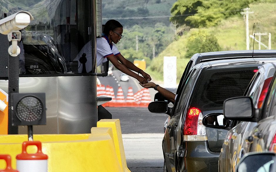 Triste notícia, justiça barra redução do pedágio nas BRs 116 e 324 Triste notícia, justiça barra redução do pedágio nas BRs 116 e 324