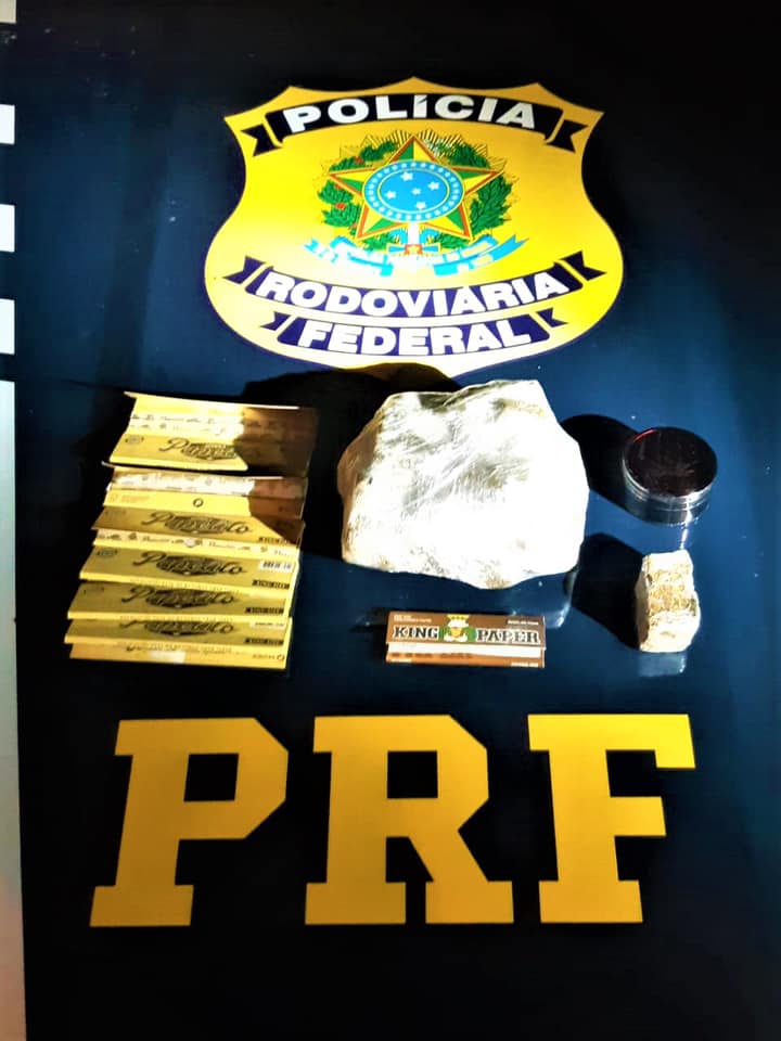 Supermaconha’ é encontrada dentro de bagagem de passageiro Supermaconha’ é encontrada dentro de bagagem de passageiro