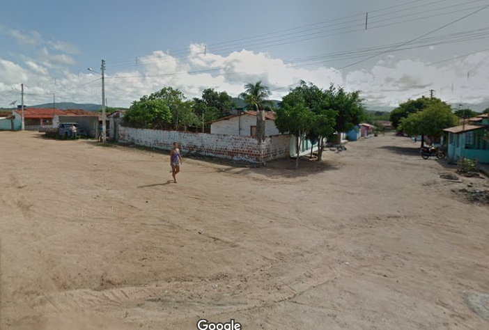 Corpo de mulher é encontrado em estado de putrefação no bairro Curral Novo Corpo de mulher é encontrado em estado de putrefação no bairro Curral Novo