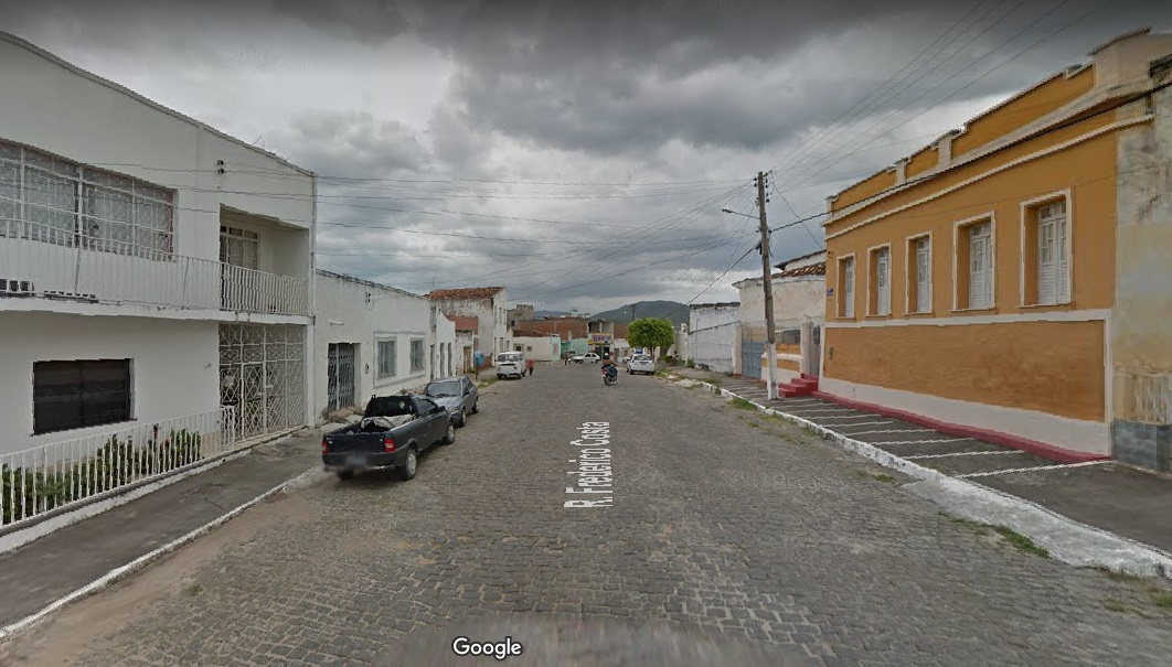Ruas no Centro de Jequié tiveram o fluxo alterado, mudanças começam a valer nesta segunda-feira Ruas no Centro de Jequié tiveram o fluxo alterado, mudanças começam a valer nesta segunda-feira