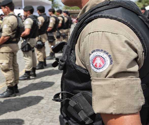 Polícia prende e justça solta Polícia prende e justça solta