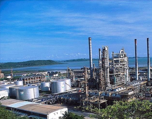 Petrobras assina contrato para venda da refinaria RLAM Petrobras assina contrato para venda da refinaria RLAM