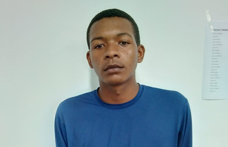 Jovem é morto durante operação policial em Jequié Jovem é morto durante operação policial em Jequié
