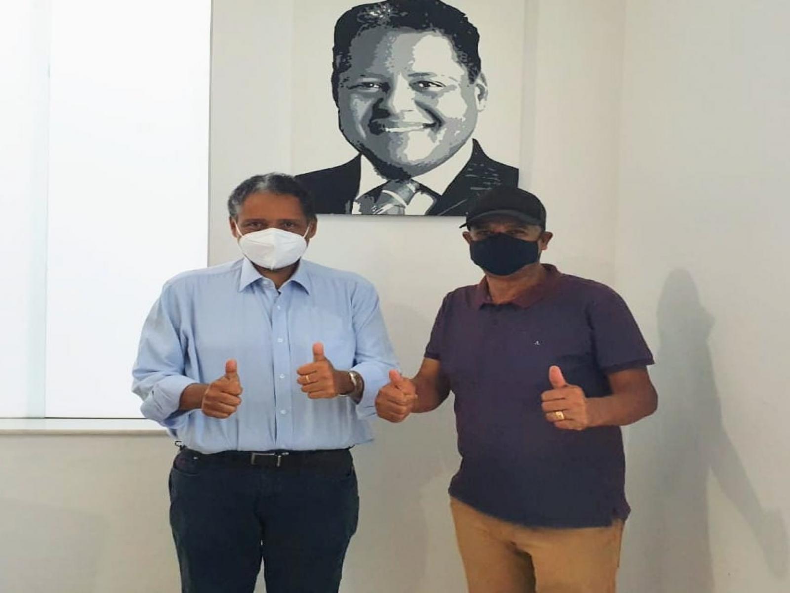 Deputado Antonio Brito se reune com empresário visando fortalecimento do comércio de Jequié