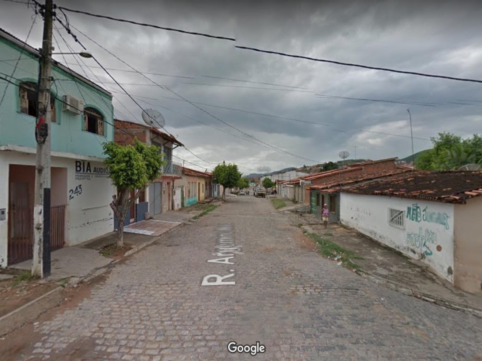 Valentão ameaçou o sogro, bateu no filho e foi conduzido a delegacia duas vezes no sábado a noite