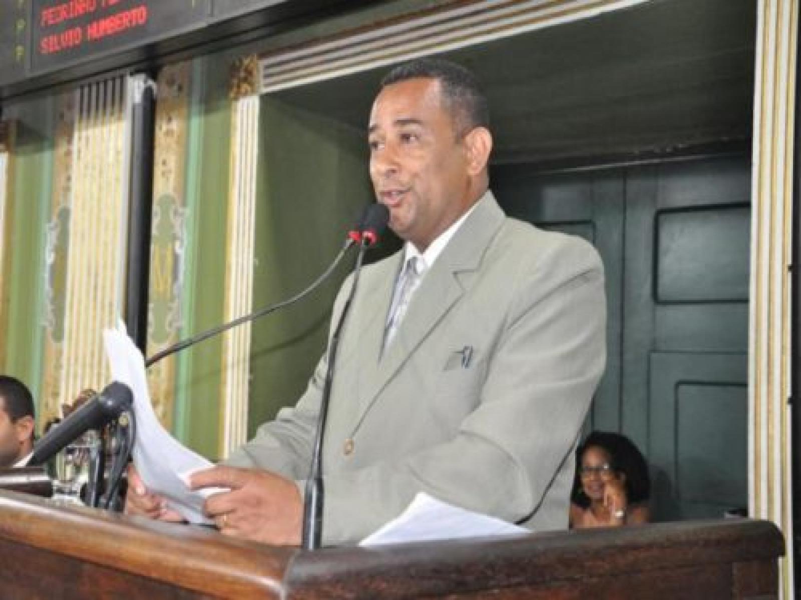 Ex-vereador de Salvador é acionado pelo MP por prática de rachadinha