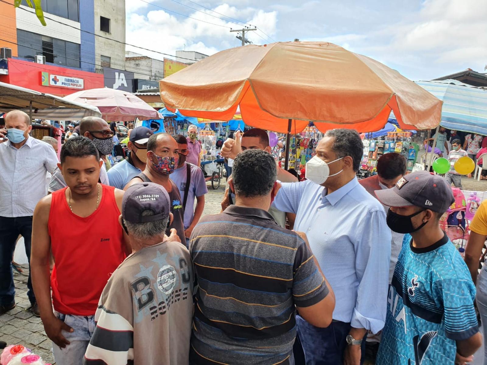 Deputado Antonio Brito diz que camelôs foram transferidos de local de forma desorganizada