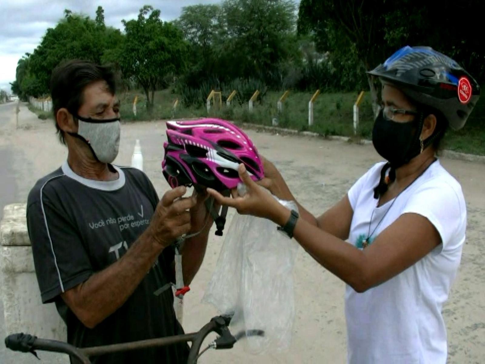 Movimento Ciclo-Olhar está recebendo doações de capacetes para ciclistas de baixa renda