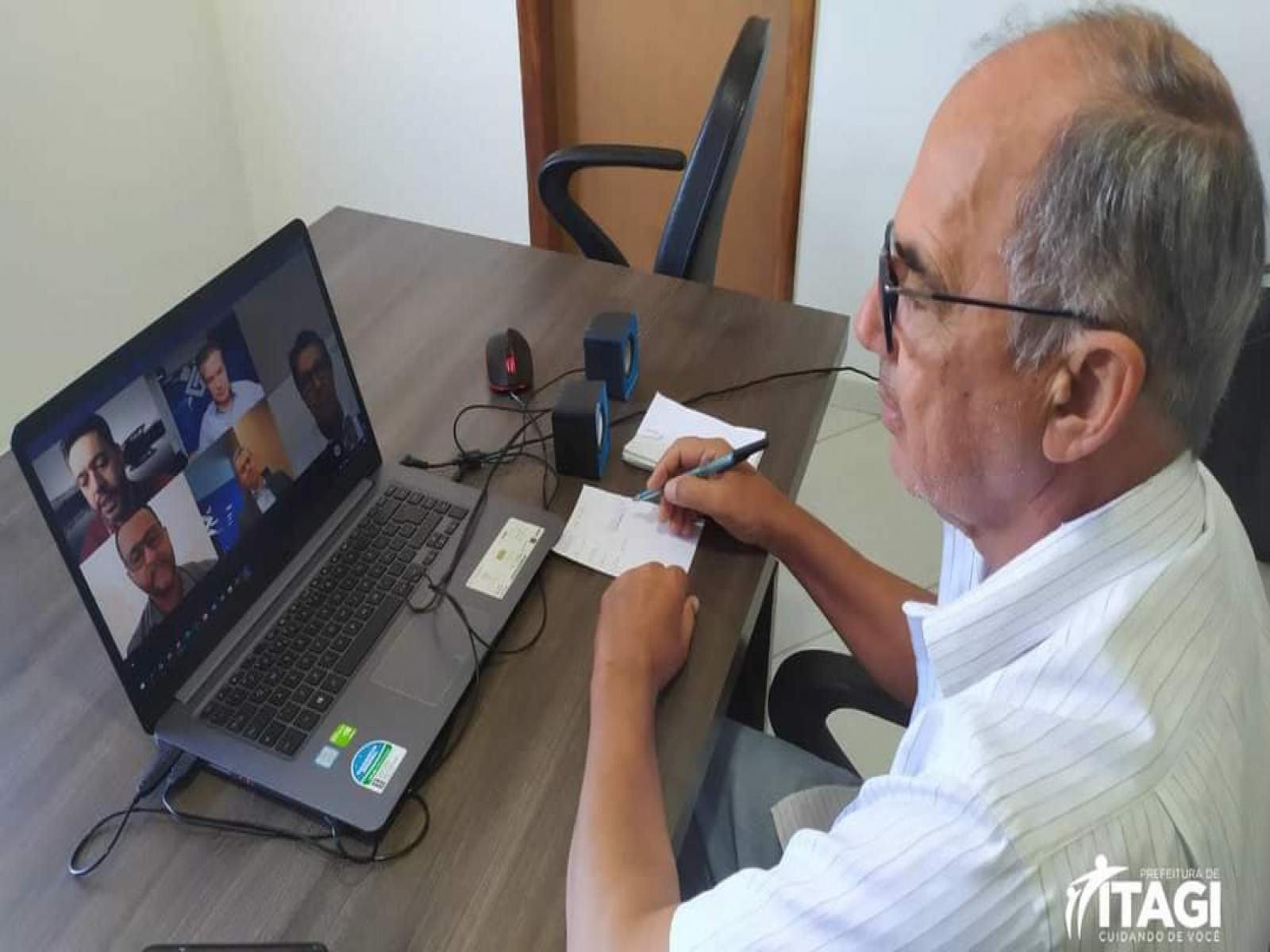 Itagi: Prefeito Olival Andrade é radicalmente contra o fechamento da agência do Banco do Brasil de Itagi.