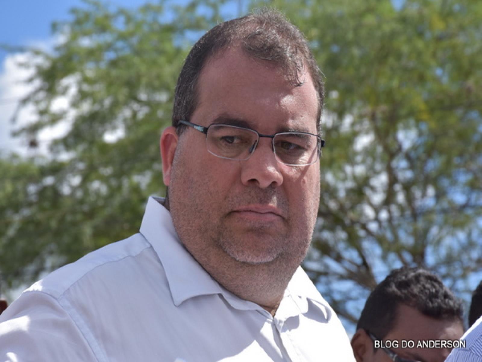 Sérgio da Gameleira rebate críticas do vereador Wamiral Marinho sobre desvios de academias