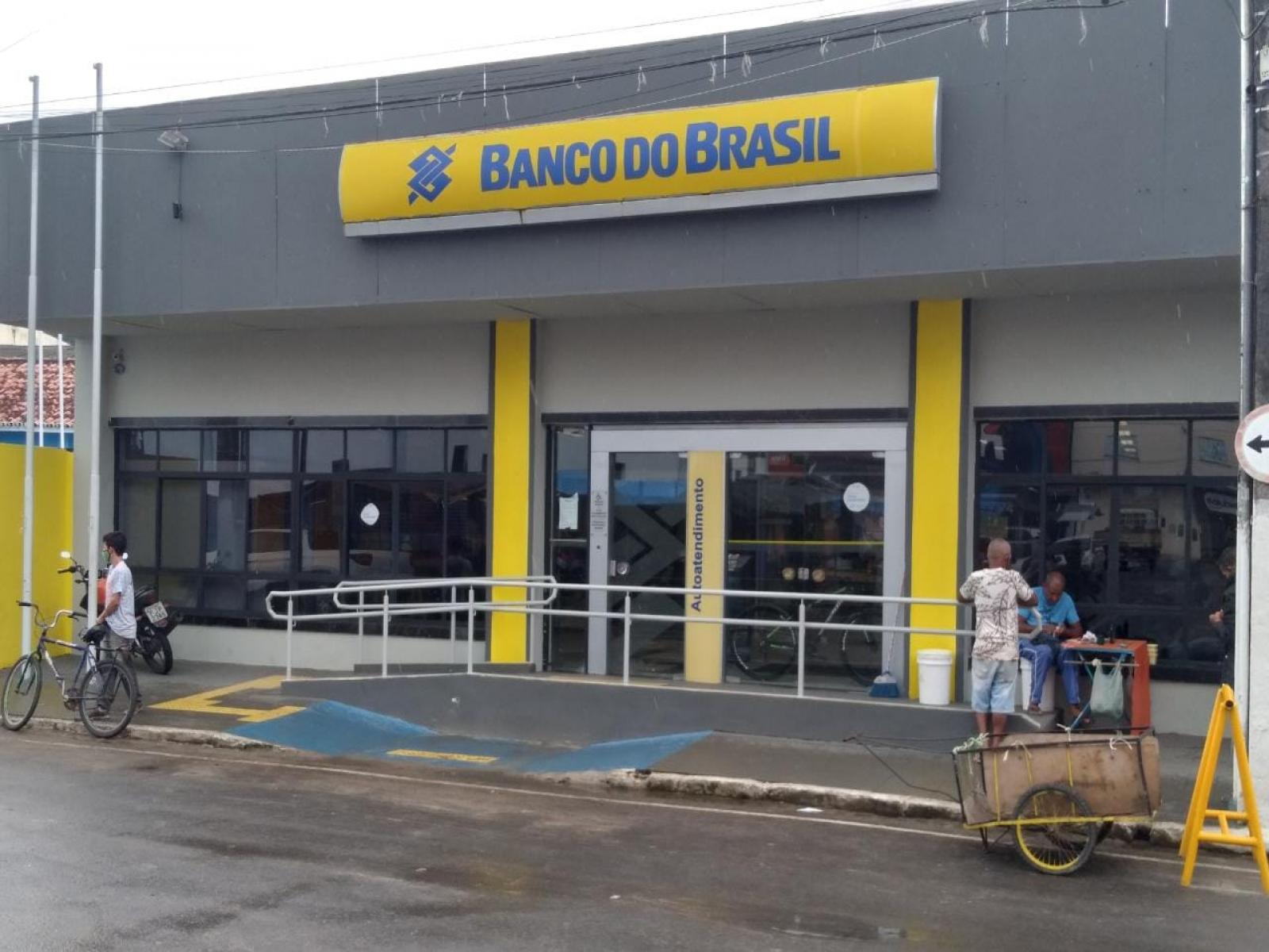 Prefeito Patrick Lopes solicita e Banco do Brasil de Jitaúna volta a ser Agência