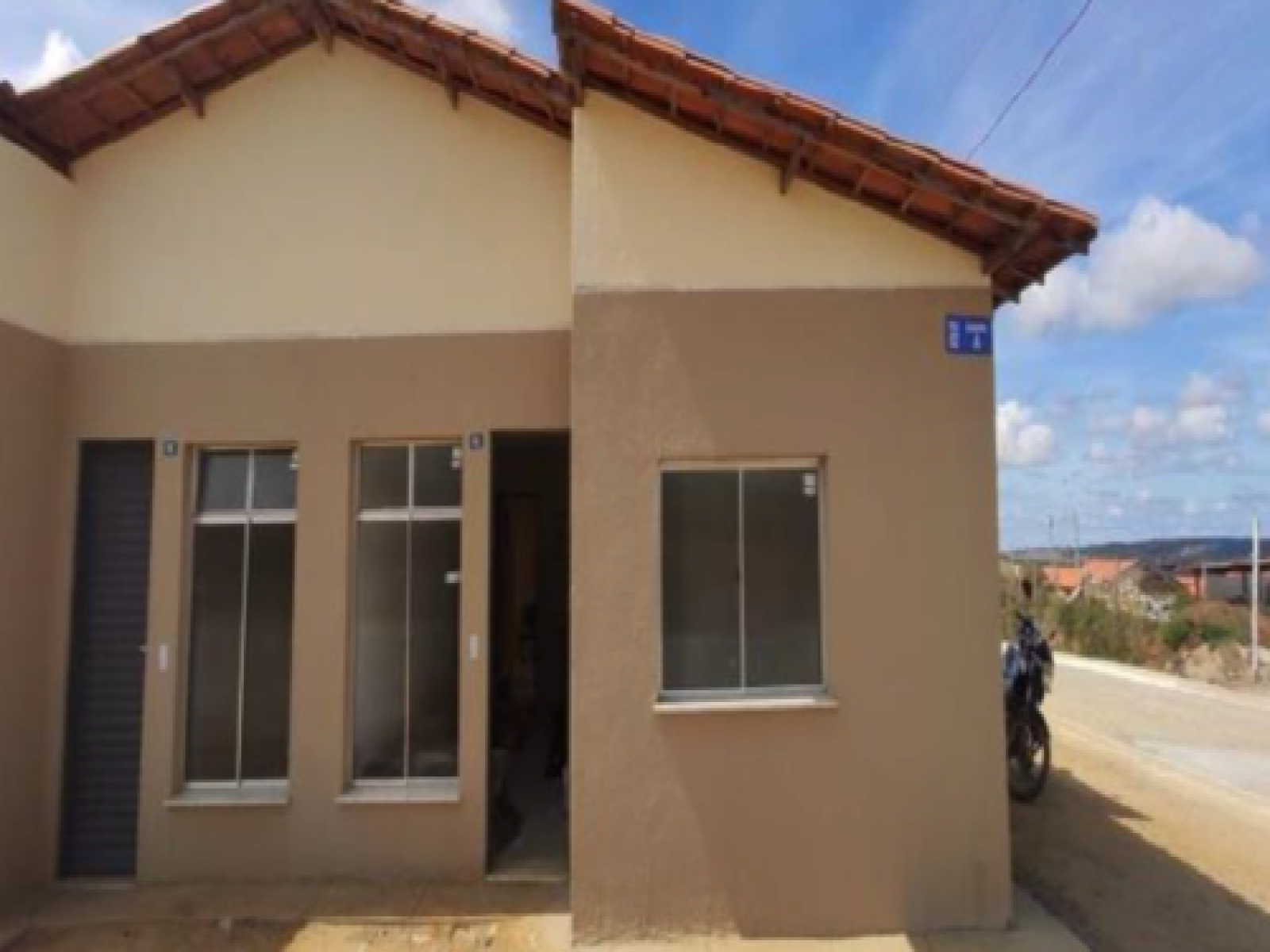 Em Maracás, Governo Federal entregou 100  casas próprias para famílias de baixa renda