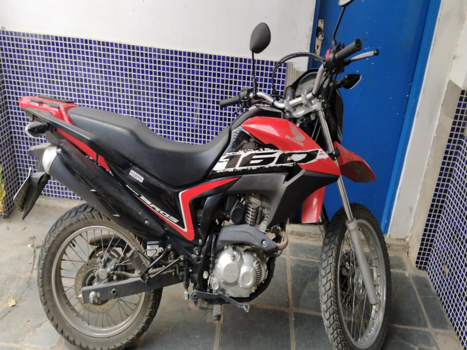 Moto roubada no São Judas Tadeu foi recuperada no bairro Joaquim Romão