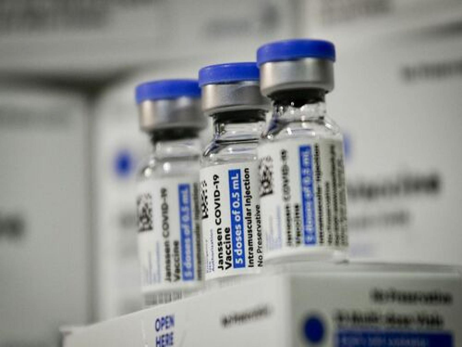 Vacina da Janssen contra a Covid-19 precisa de duas doses; entenda