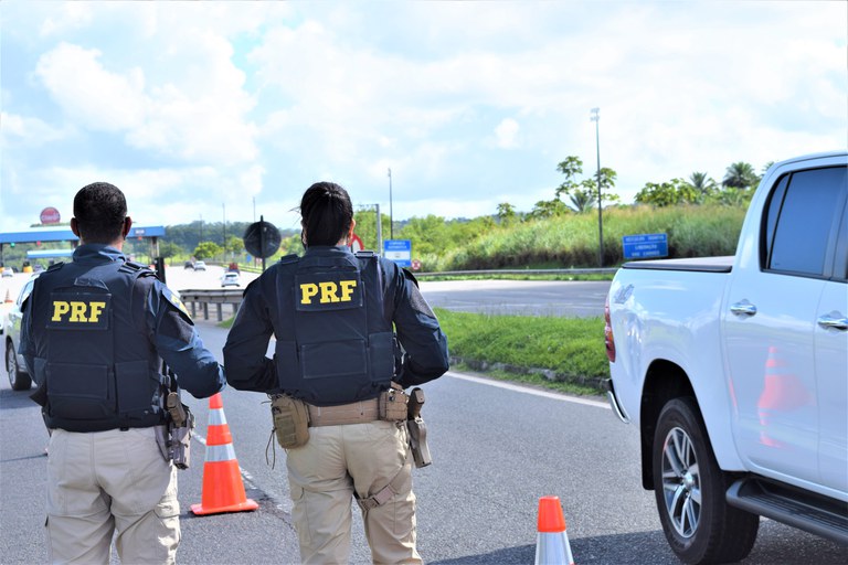 PRF na Bahia apresenta balanço da Operação Proclamação da República 2022 PRF na Bahia apresenta balanço da Operação Proclamação da República 2022