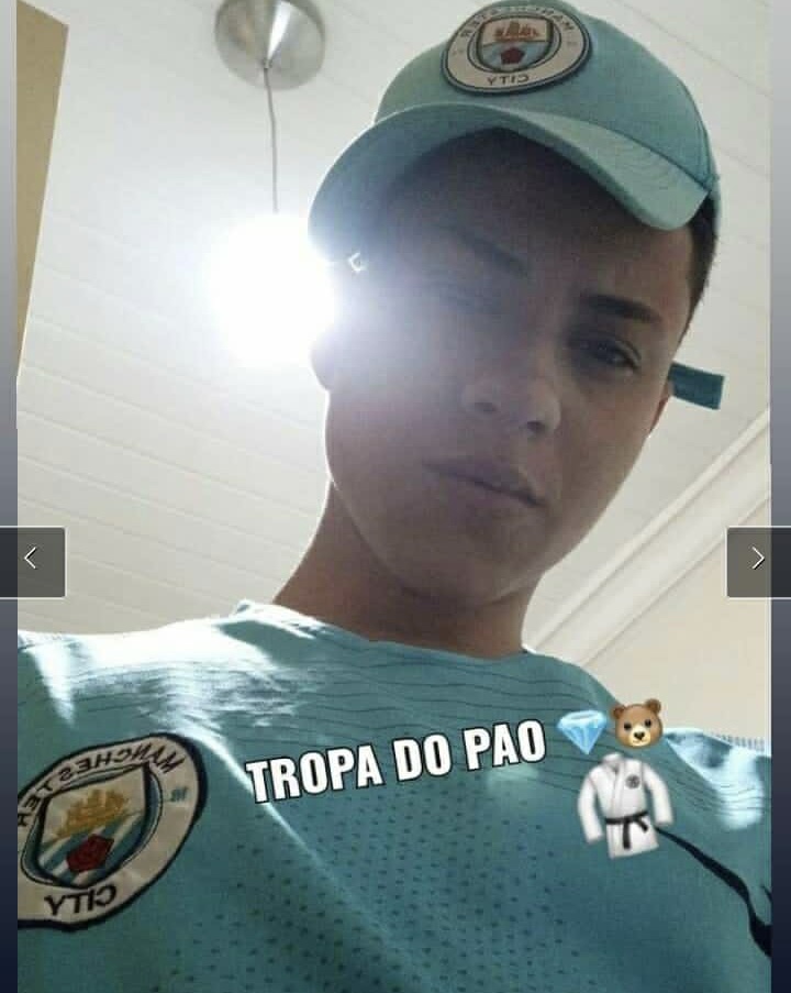Jovem executado a tiros na Rua Candinha Barreto Jovem executado a tiros na Rua Candinha Barreto