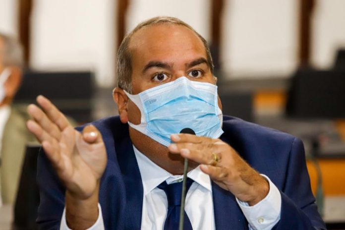 Os ventos da mudança estão virando ventania, diz Sandro Régis sobre dobro de prefeitos em apoio a ACM Neto Os ventos da mudança estão virando ventania, diz Sandro Régis sobre dobro de prefeitos em apoio a ACM Neto