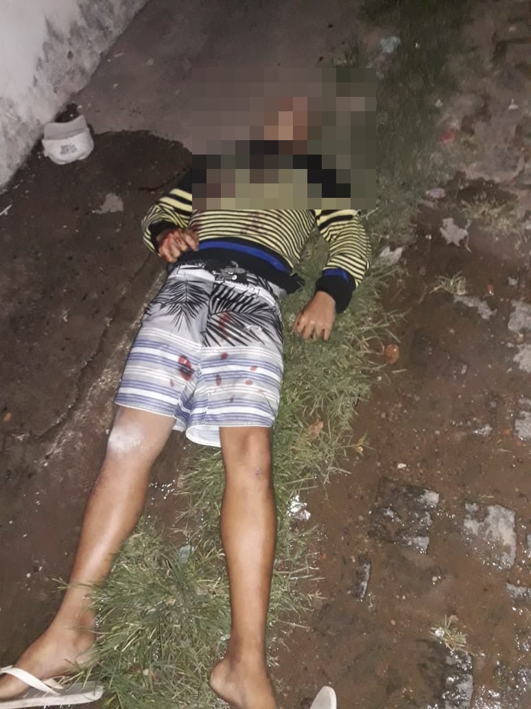 Jovem morto a tiros na Rua Caramuru