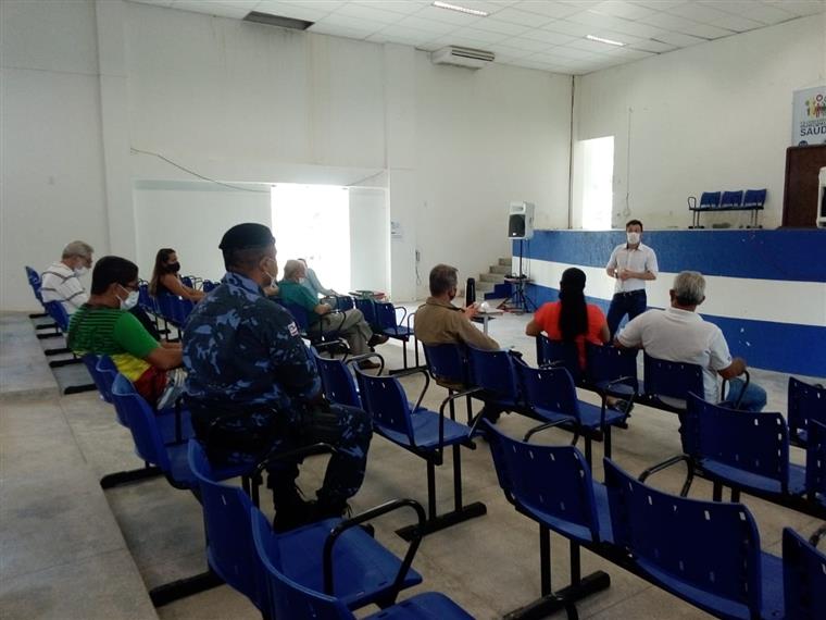 Reunião do CONDEMA volta a tratar preservação do Meio Ambiente e regularização de empreendimentos situados no município de Jitaúna Reunião do CONDEMA volta a tratar preservação do Meio Ambiente e regularização de empreendimentos situados no município de Jitaúna