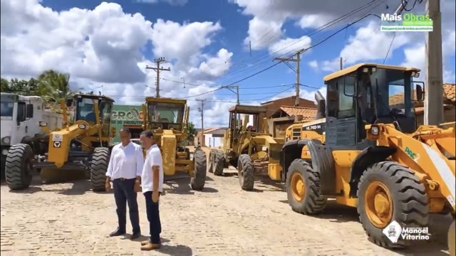 Manoel Vitorino: prefeito assina ordem de serviço para a recuperação de todas as estradas do município Manoel Vitorino: prefeito assina ordem de serviço para a recuperação de todas as estradas do município