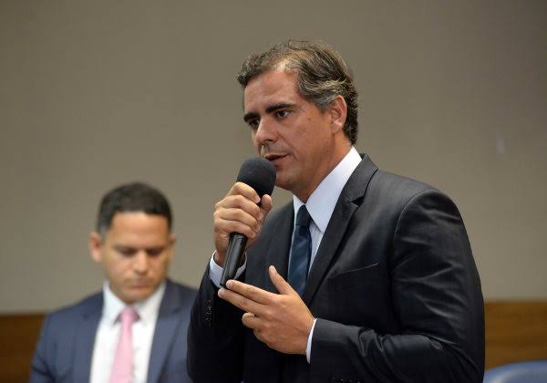 Leur Lomanto Jr afirma que decisão não lhe torna inelegível Leur Lomanto Jr afirma que decisão não lhe torna inelegível