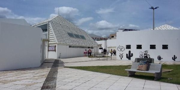 Soldado Gilvan sugere requalificação da Praça Luiz Viana e remodelagem dos espaços destinados aos artesãos