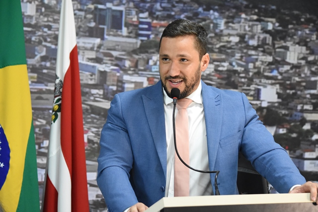 Vereador Bui Bulhões propõe asfaltamento da Rua e Trav. Dr. José Alfredo Guimarães Vereador Bui Bulhões propõe asfaltamento da Rua e Trav. Dr. José Alfredo Guimarães